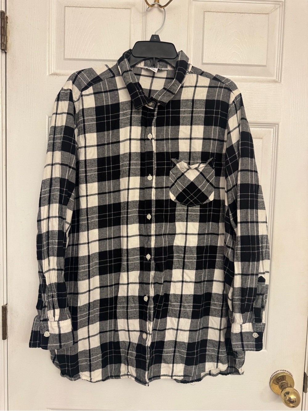 Old Navy Black and White Plaid Button-Down Shirt